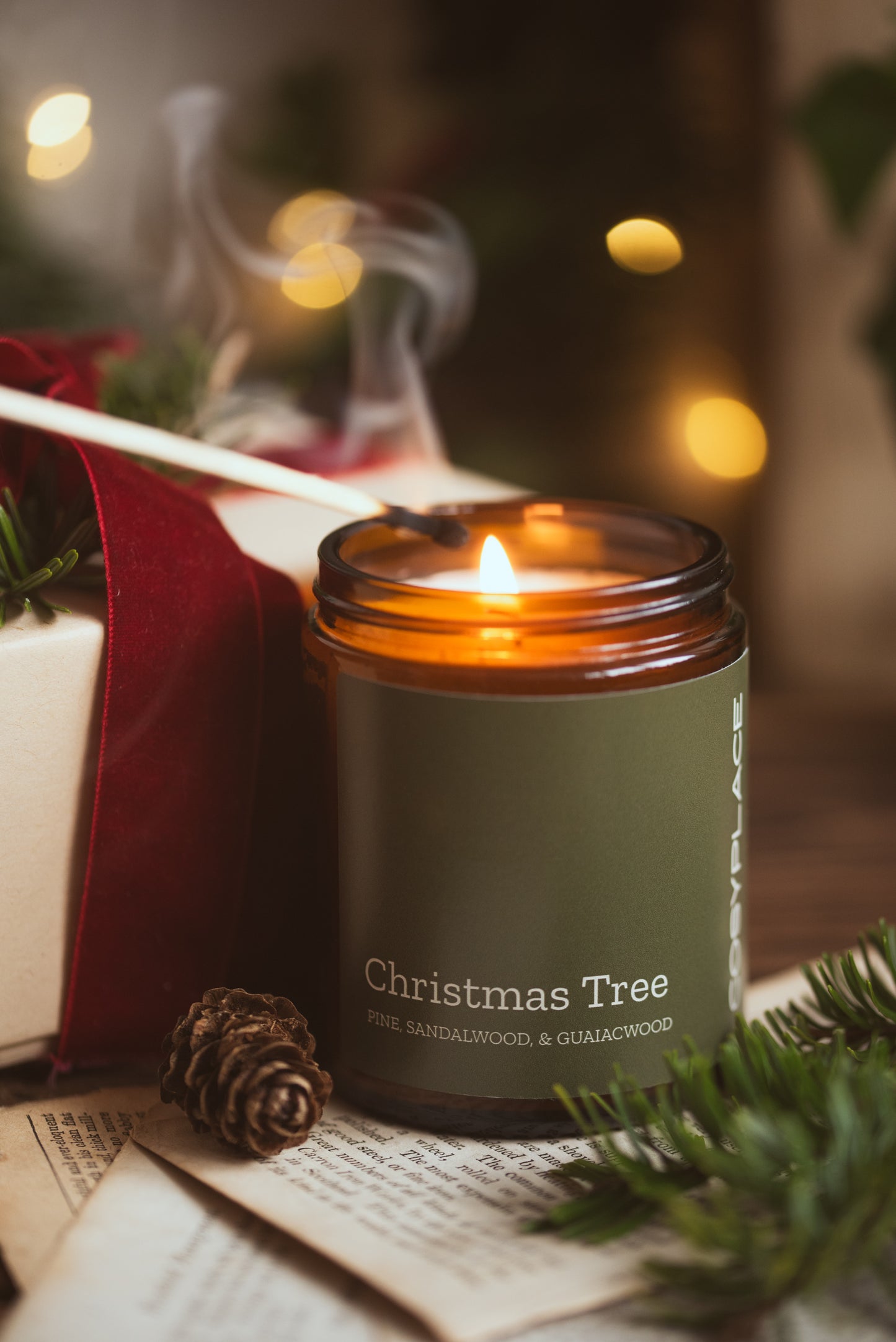 CHRISTMAS TREE - Nordic Spruce and Cedarwood Pet Friendlier Scented Soy Candle - COSYPLACE CANDLES