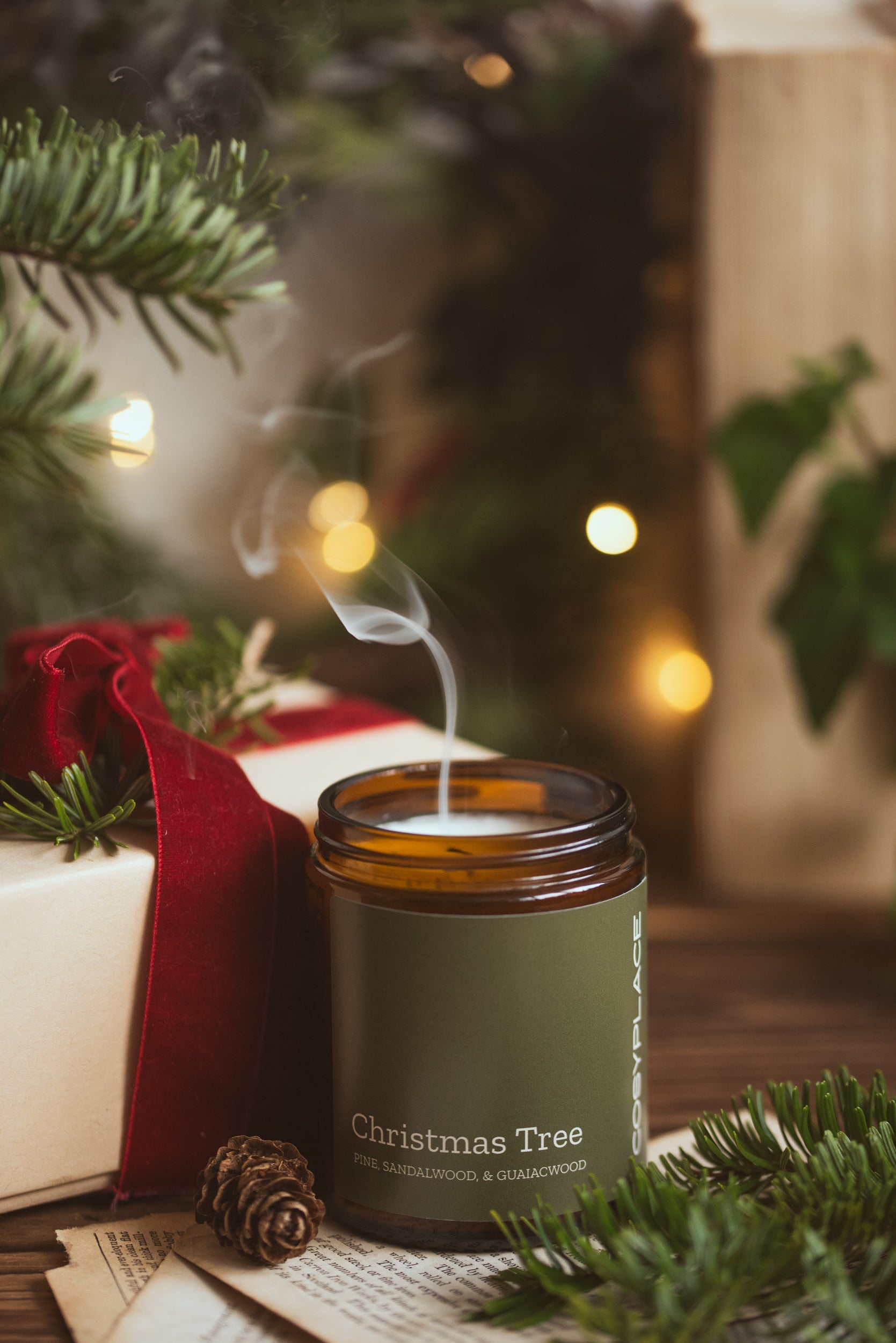 CHRISTMAS TREE - Nordic Spruce and Cedarwood Pet Friendlier Scented Soy Candle - COSYPLACE CANDLES
